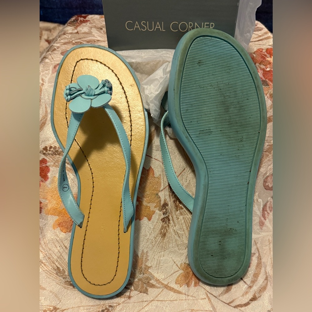 Stylish Blue Flip-Flops for Women Size 7